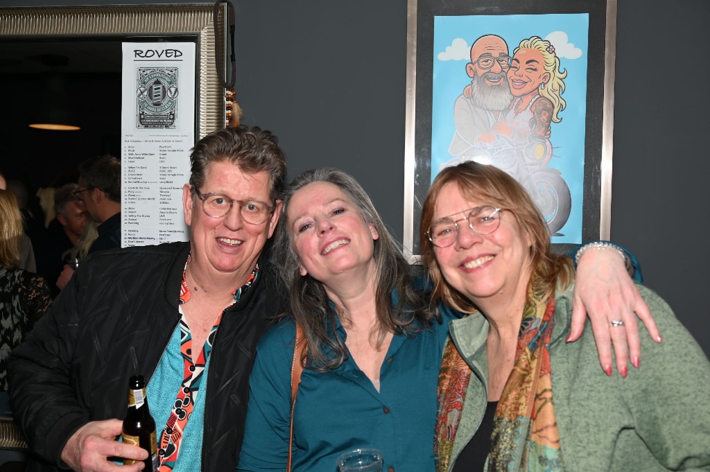 ../Images/10 jaar Ro's Barbershop 375.jpg